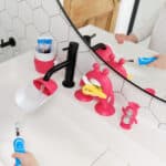 7370 Eyefamilyset Insitu1 Sq 1