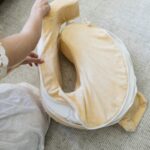 ⁦כיסוי SUPER DELUXE לכרית הנקה - צבעים לבחירה⁩ – תמונה ⁦4⁩